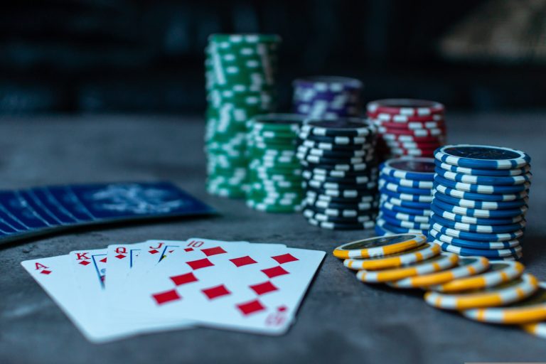 Ce înseamnă bankroll la poker și cum este folosit ca termen în joc